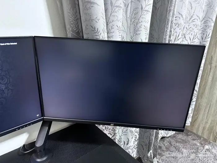 Beelink SER5 Pro 24 inch Display 2