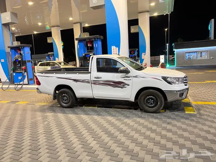 هايلكس 2023 بنزين 3