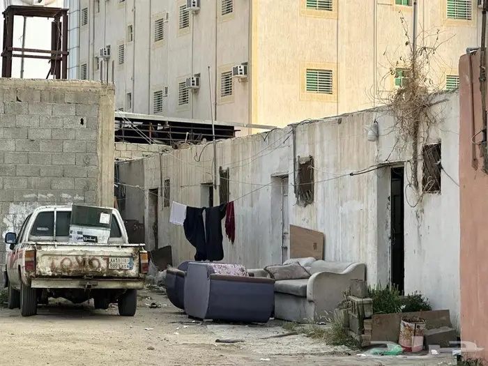 أرض سكنية للإيجار في خميس مشيط   شمال تندحة 7