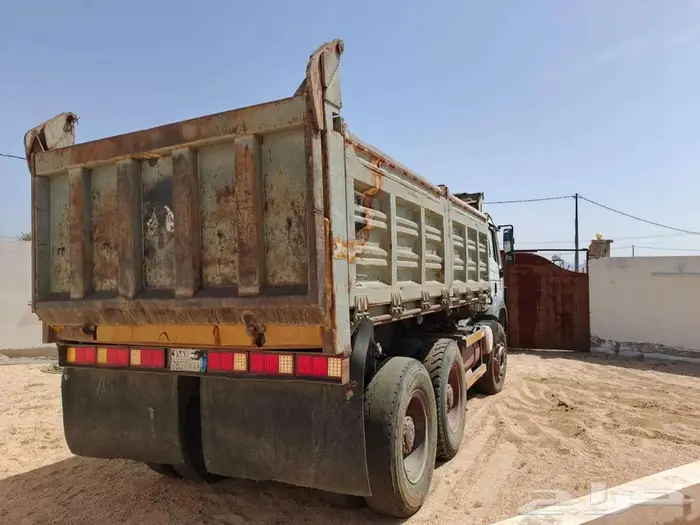 للبيع قلاب سكس ال بي موديل 1992 3