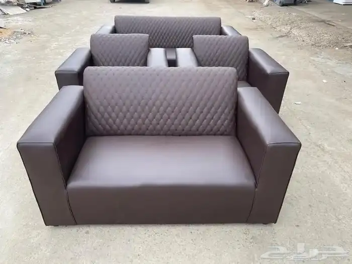 في موجود كنب جلد جديد مادل أمريكي او ايكيا موجود طغم كامل 9