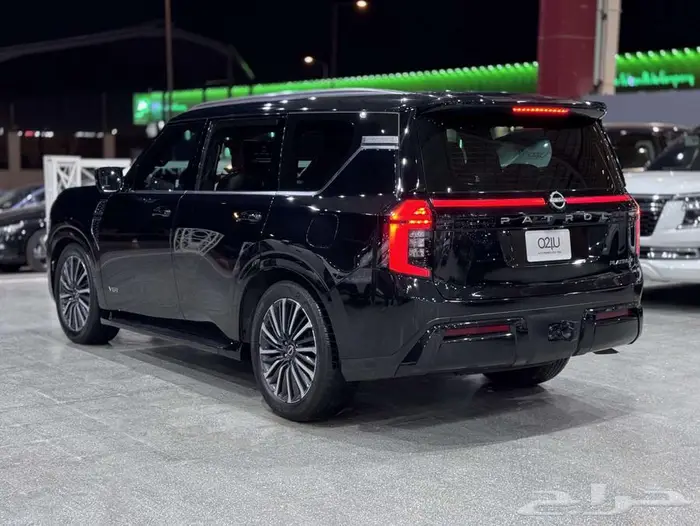 نيسان باترول بلاتينيوم V6T موديل 2025 2
