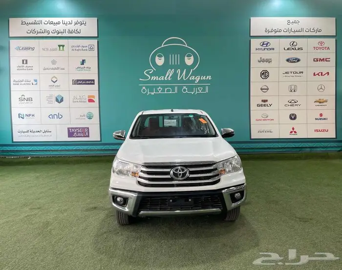 هايلوكس غمارتين GLX بنزين بدون دبل - 2025 كاش واقساط 0