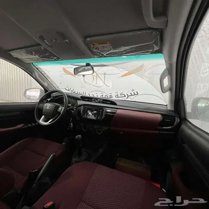 هايلوكس DLX غمارتين م2.4 دبل ديزل بريمي قير عادي 2025 10