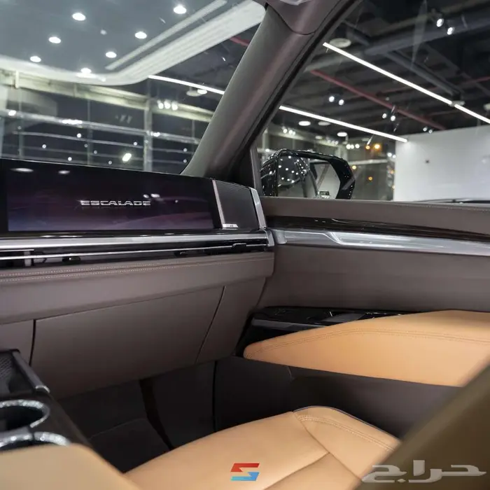 كاديلاك اسكاليد بريميوم لكجري موديل 2025 19