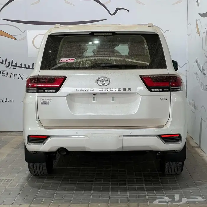 تويوتا لاندكروزر VXR فل كامل دبل ديزل سعودي 2024 3