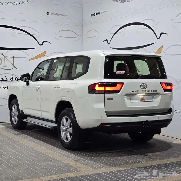 لاندكروزر GXR رقم 1 دبل ديزل سعودي 2024 ممشى 18 الف 2
