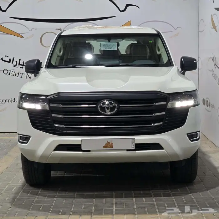 لاندكروزر GXR رقم 1 دبل ديزل سعودي 2024 ممشى 18 الف 1