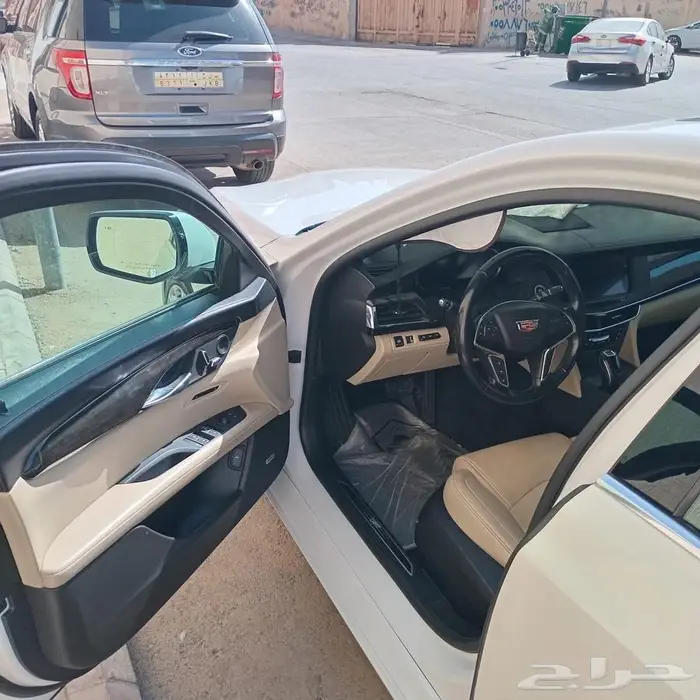 للبيع ct6 كاديلاك 1