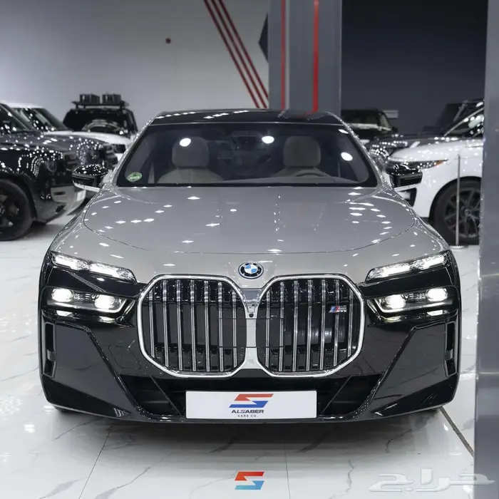 بي ام دبليو 760 e موديل 2024 1