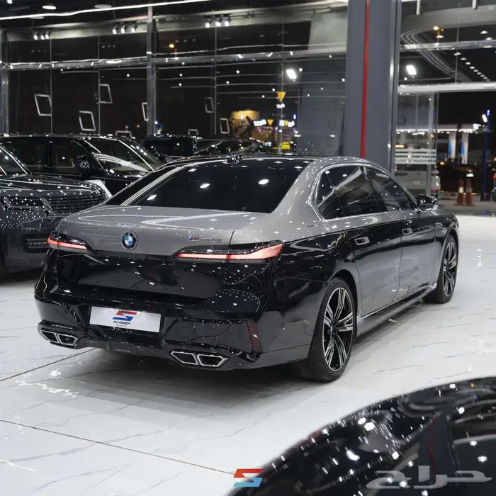بي ام دبليو 760 e موديل 2024 3