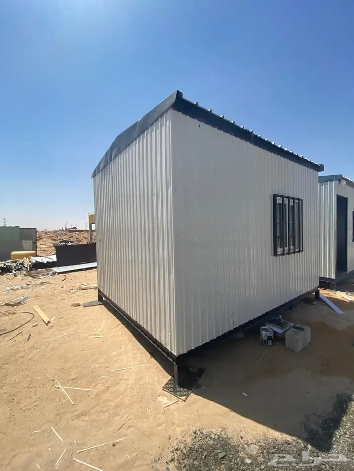 غرفة بركس جديد ومستخدم 3