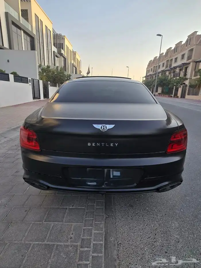 Bentley 2023 w12 speed موقع دبي 1
