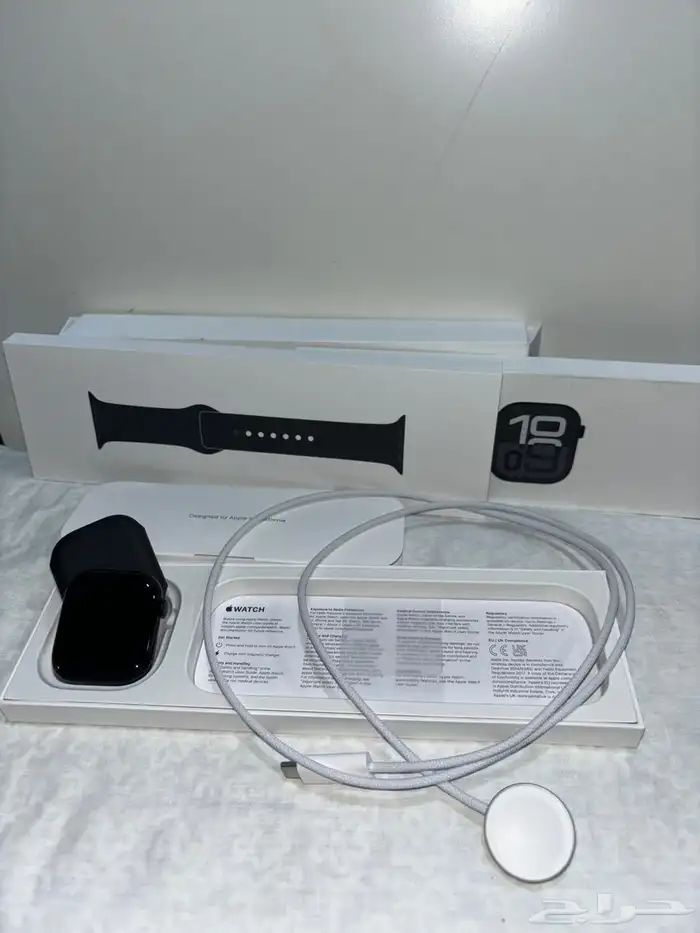 Apple Watch 10 cellular 46 mm still under warranty 1