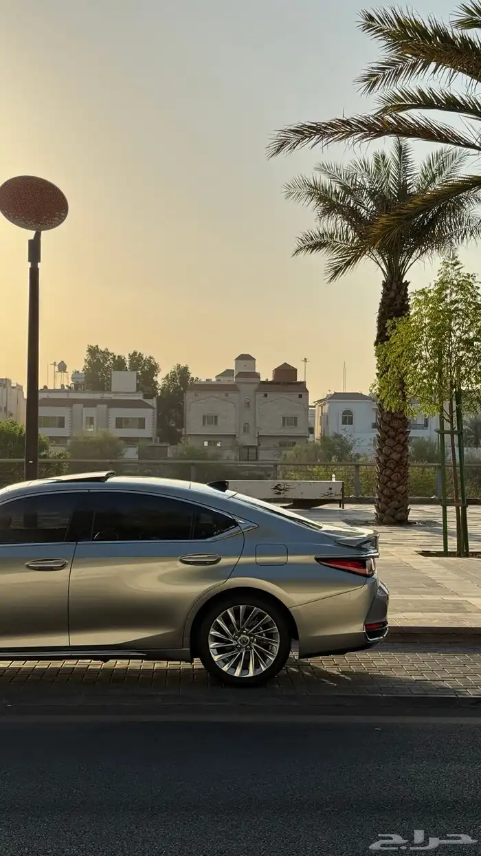 لكزس es 250 فل كامل 11