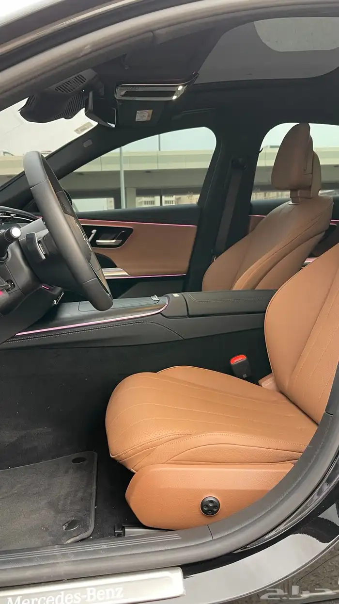 مرسيدس بنز E200 موديل 2024 ضمان الجفالي عداد 7000km فقط 20
