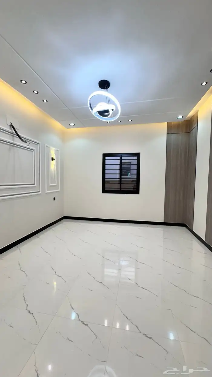 للبيع شقق علوى دور اول مع سطح احدرفيده 12