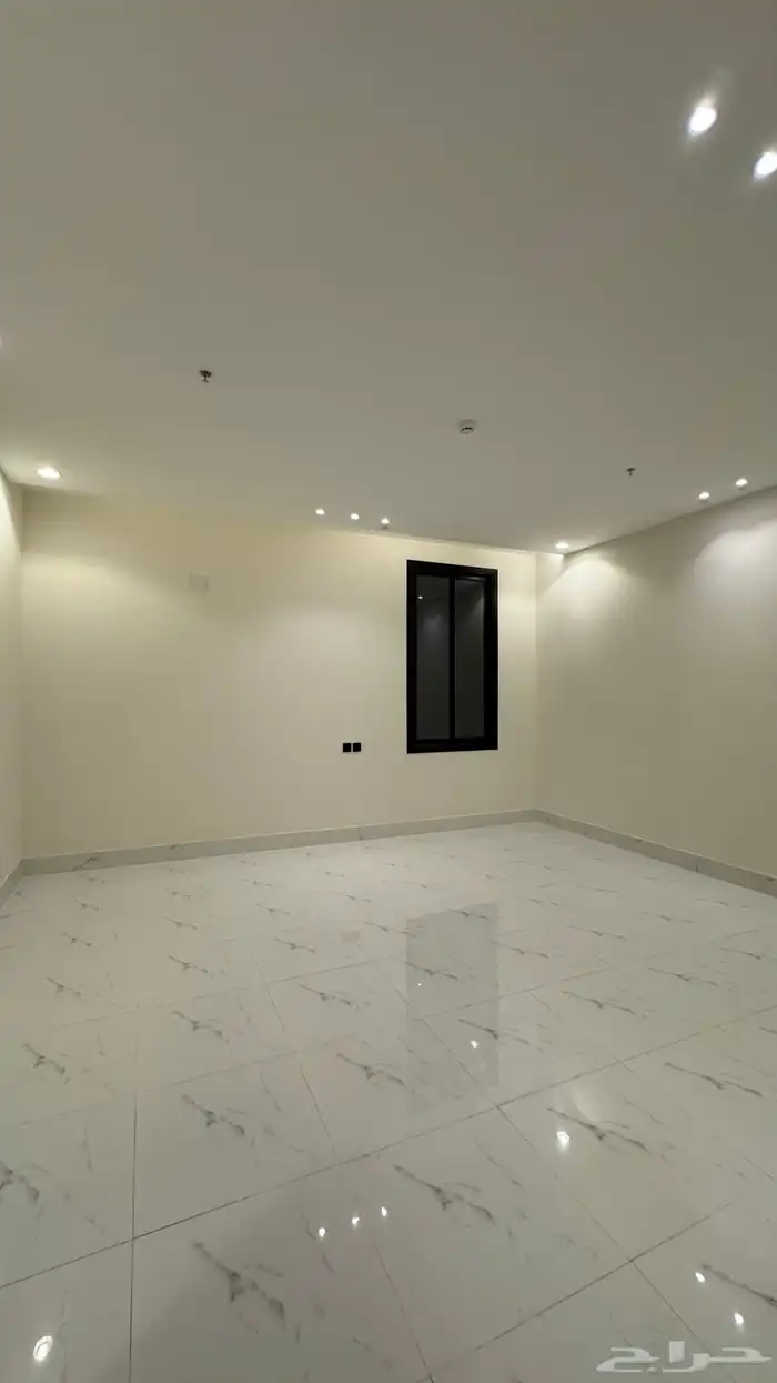 شقة جديدة للايجار بحي تنال الرمال 4