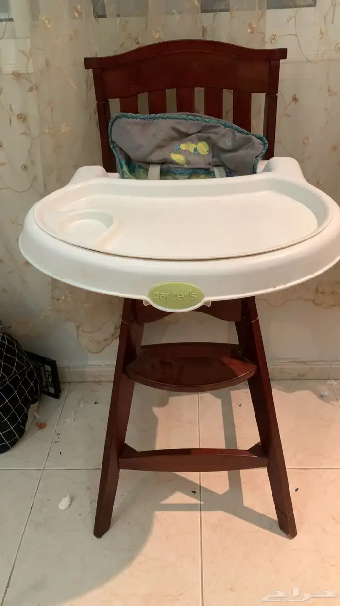 كرسي طعام أطفال نظيف جد ا وسعر مناسب 0