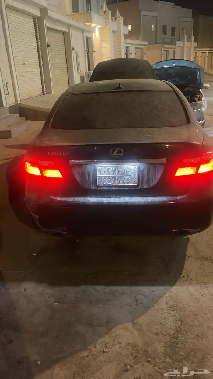 لكزس LS 460 1