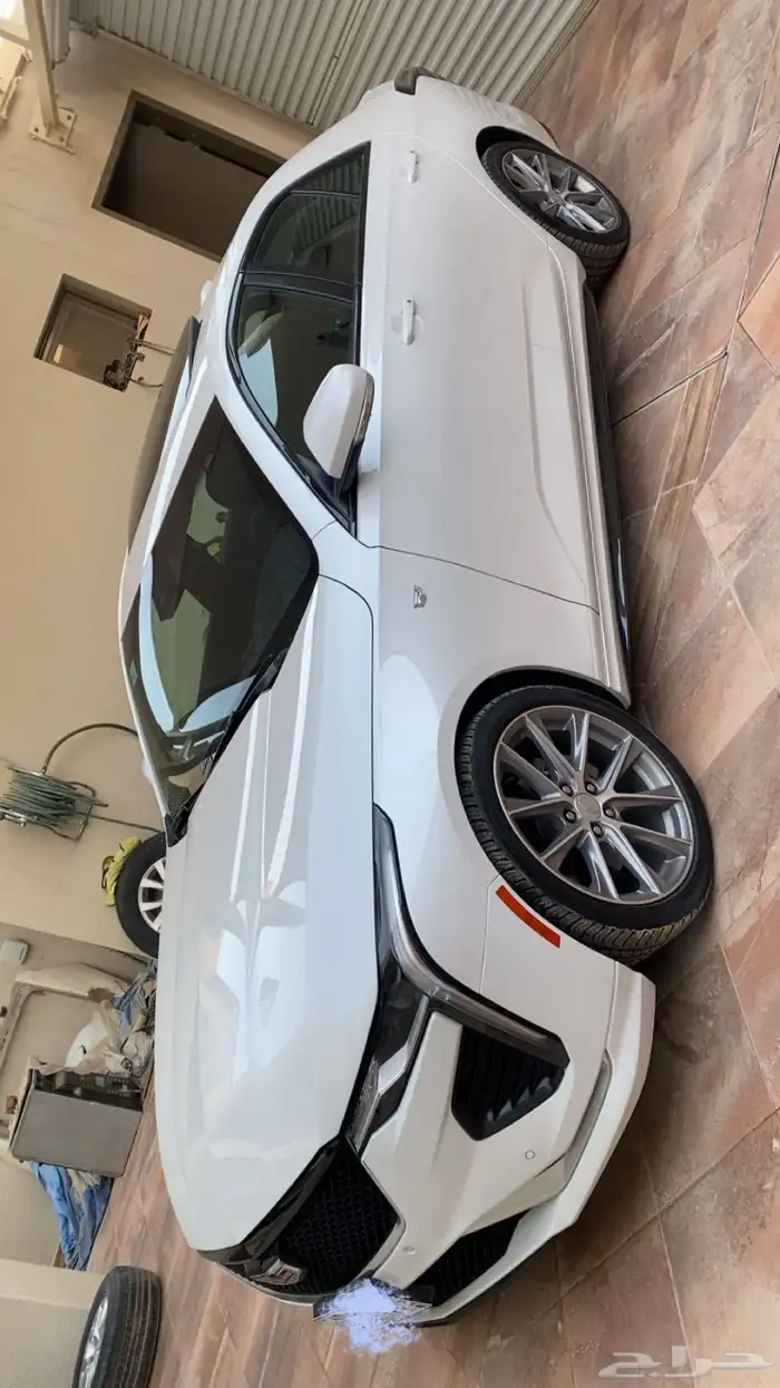 كاديلاك ct4 2023 بريميوم شبه اصفار ممشى قليل 0