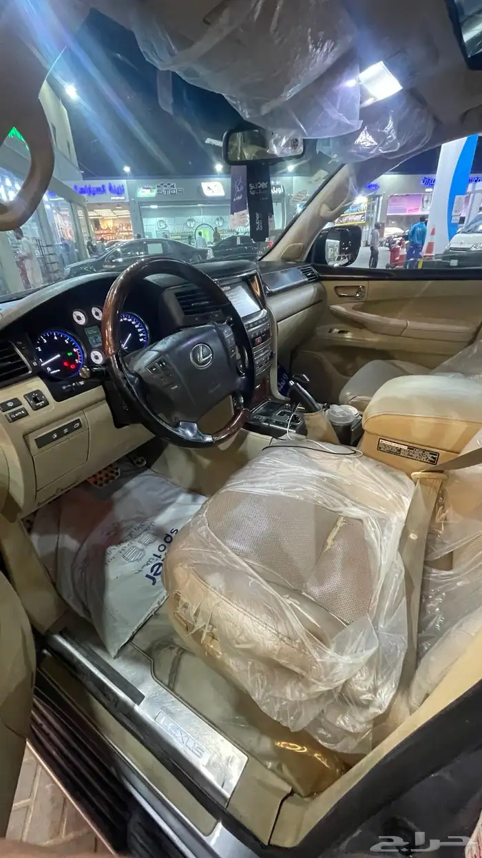 جيب لكزس LX570 5