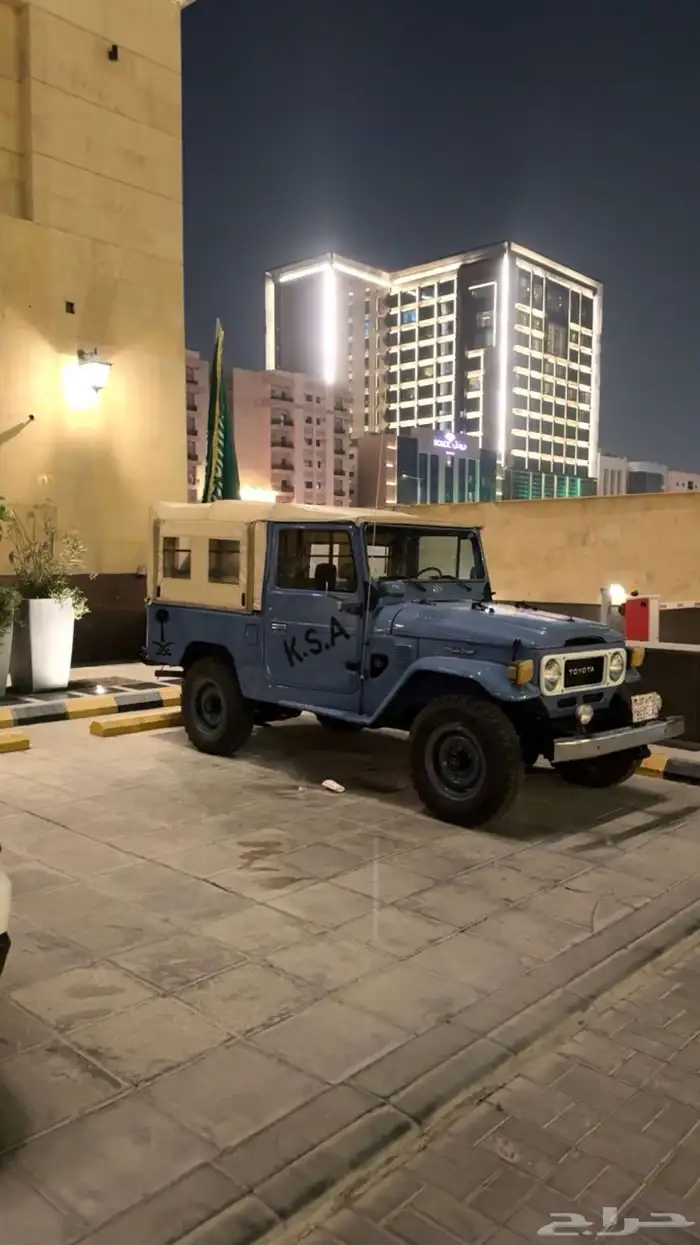 ربع تويوتاء مجدد ونظيف موديل 82 ومجهز عزبه وتانكي 0