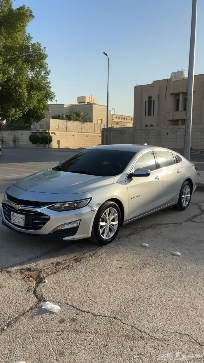 ماليبو 2020 فضي نظيف بيع مستعجل 12