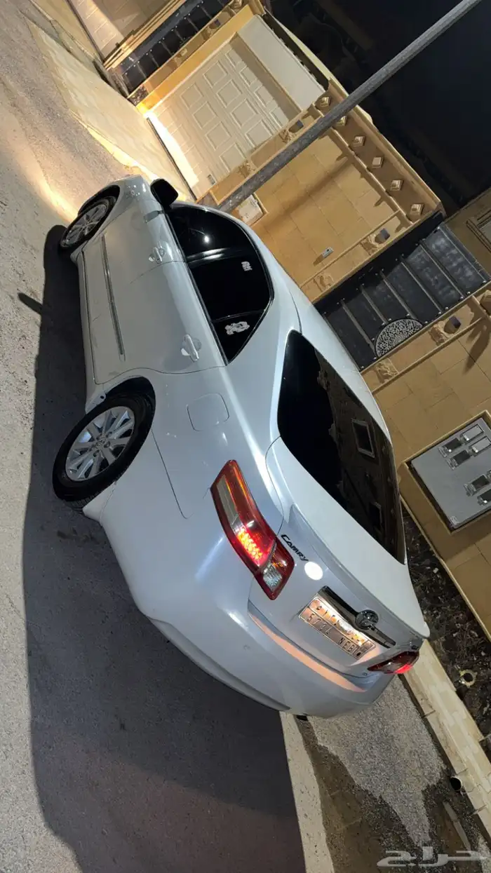 كامري 2011 GLX فل كامل 4
