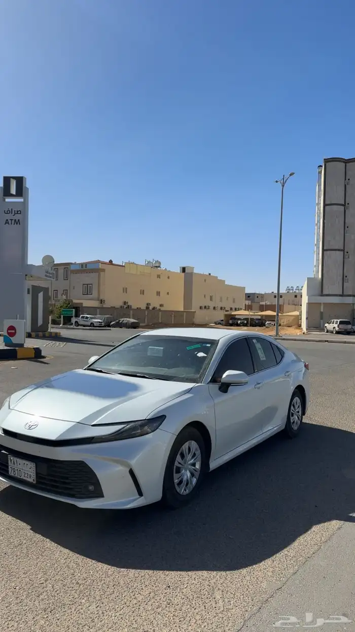 للبيع كامري 2025 موقعها حائل و العلا 13