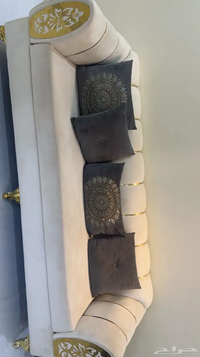اثاث 0