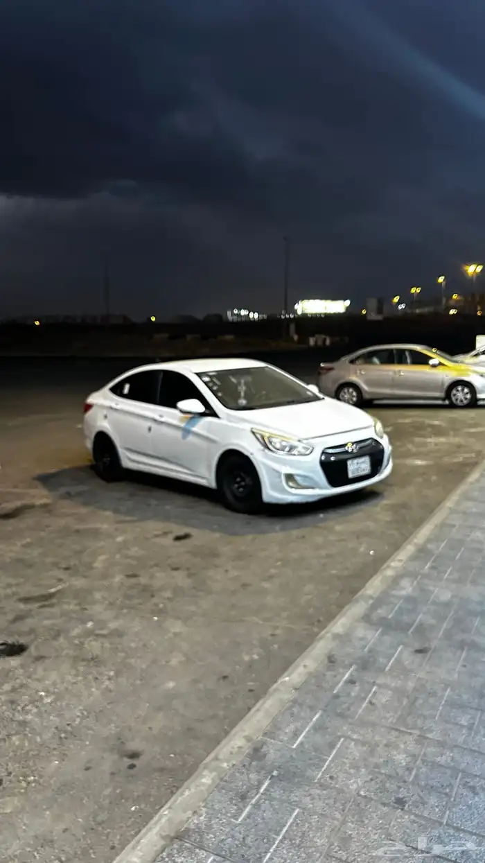 اكسنت 2016 للبيع 3