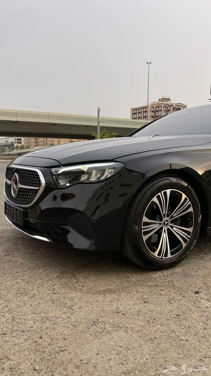 مرسيدس بنز E200 موديل 2024 ضمان الجفالي عداد 7000km فقط 8