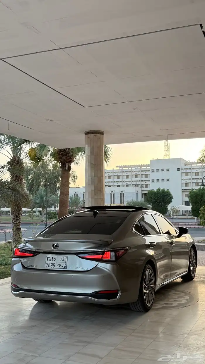 لكزس es 250 فل كامل 3