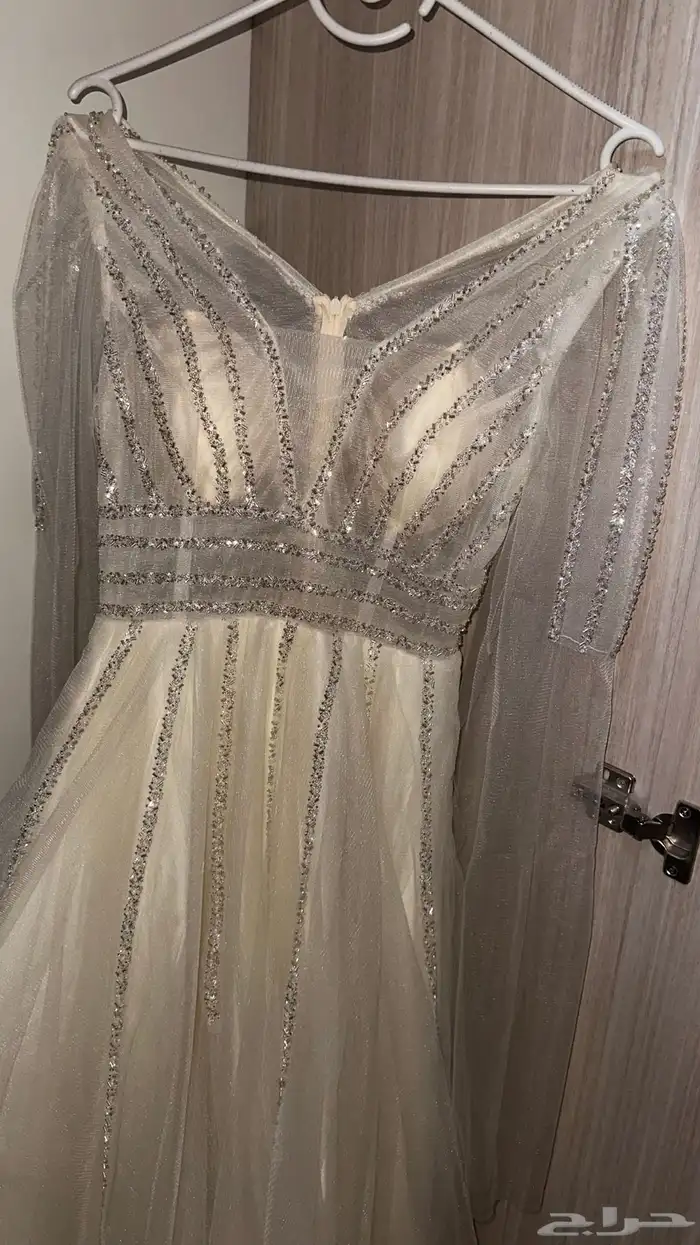 فستان لبس مره وحده للبيع 1