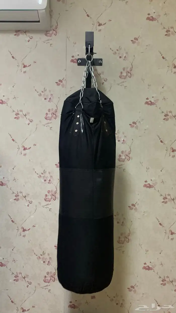 كيس ملاكمه وقاعده للبيع 1