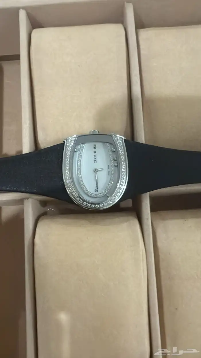 للبيع ساعات فخمة سويسرية الماس أصلية 0