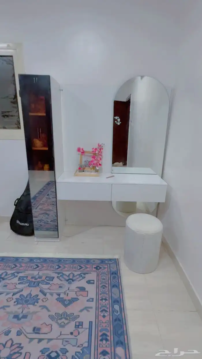 للبيع سريرنفر ونص مع تسريحه استخدام اقل من شهر 5