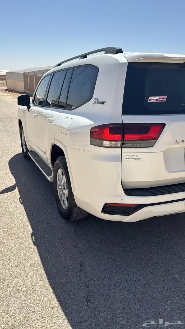 لاندكروزر L2  2022 2