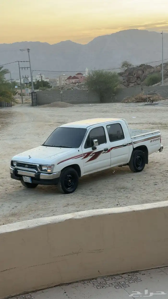 هايلكس2000 0
