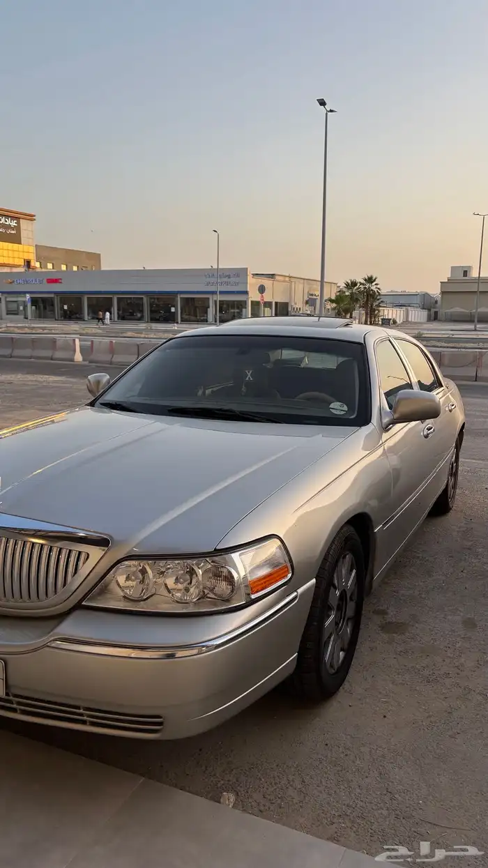 لينكون تاون كار 2005 4