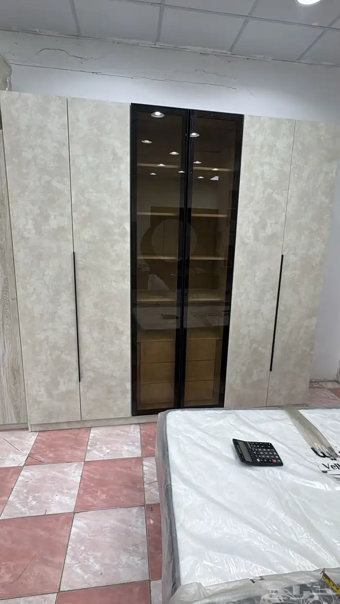 دواليب الملابس 0