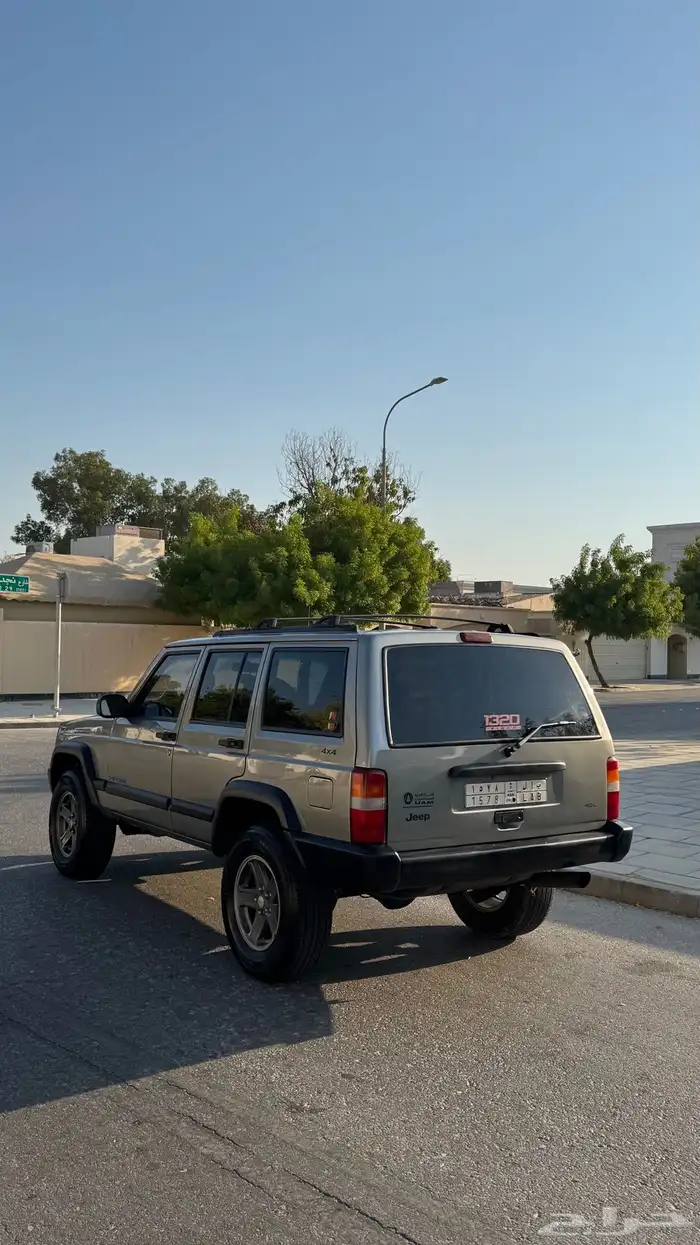 للبيع شروكي 2000 5