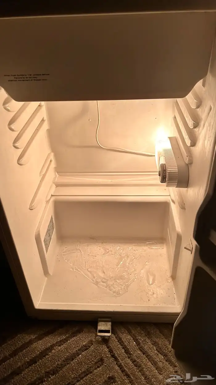 ثلاجة استعمال شهرين نظيفة تبرديها ثلج 1