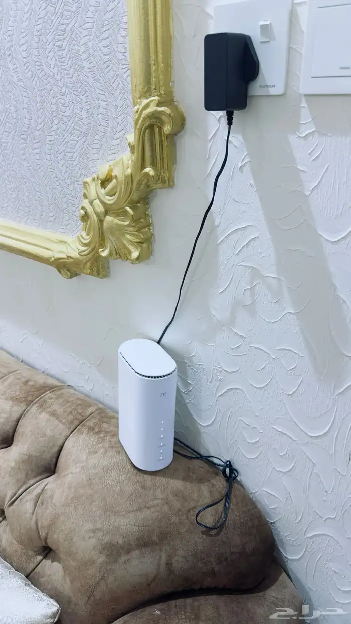 رواتر من شركه zte مع شريحه نت مفوتر لتنازل ونت غير محدود 5