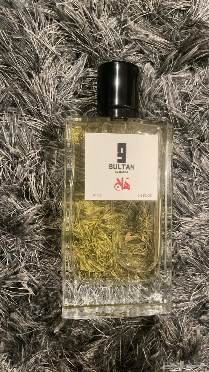 عطور فخمه من دار سلطان المنيع 1