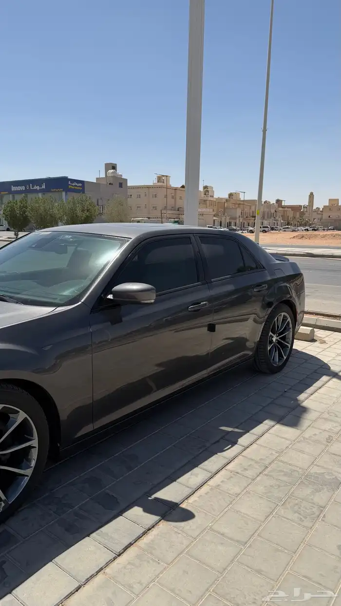 كرايسلر 2017محول Srt 6