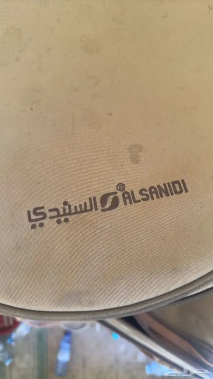 ست دلال وثلاث عزب 1