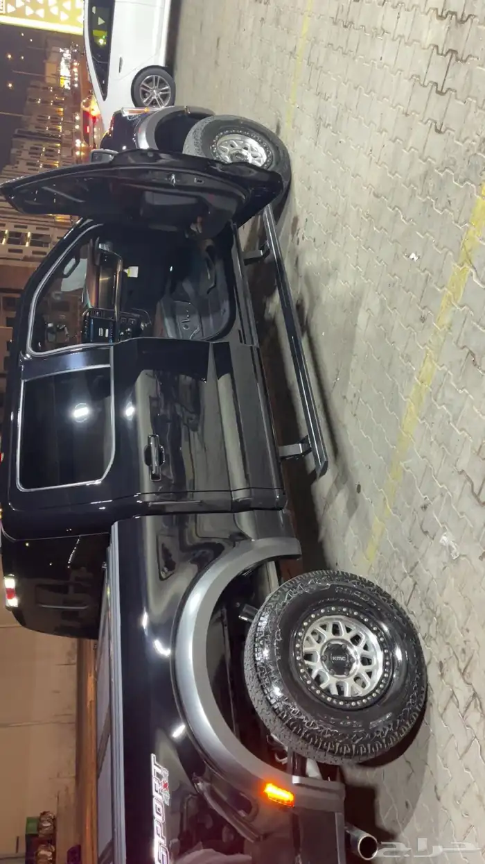 فورد f150 لاريت فل كامل أسود ملكي 2023 يحمل لوحةمميزة 4