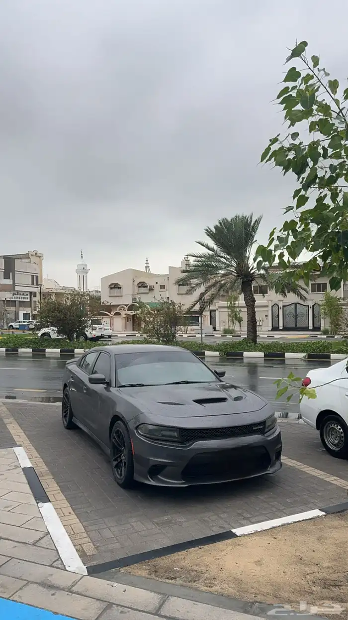 تشارجر v6 للبيع 1